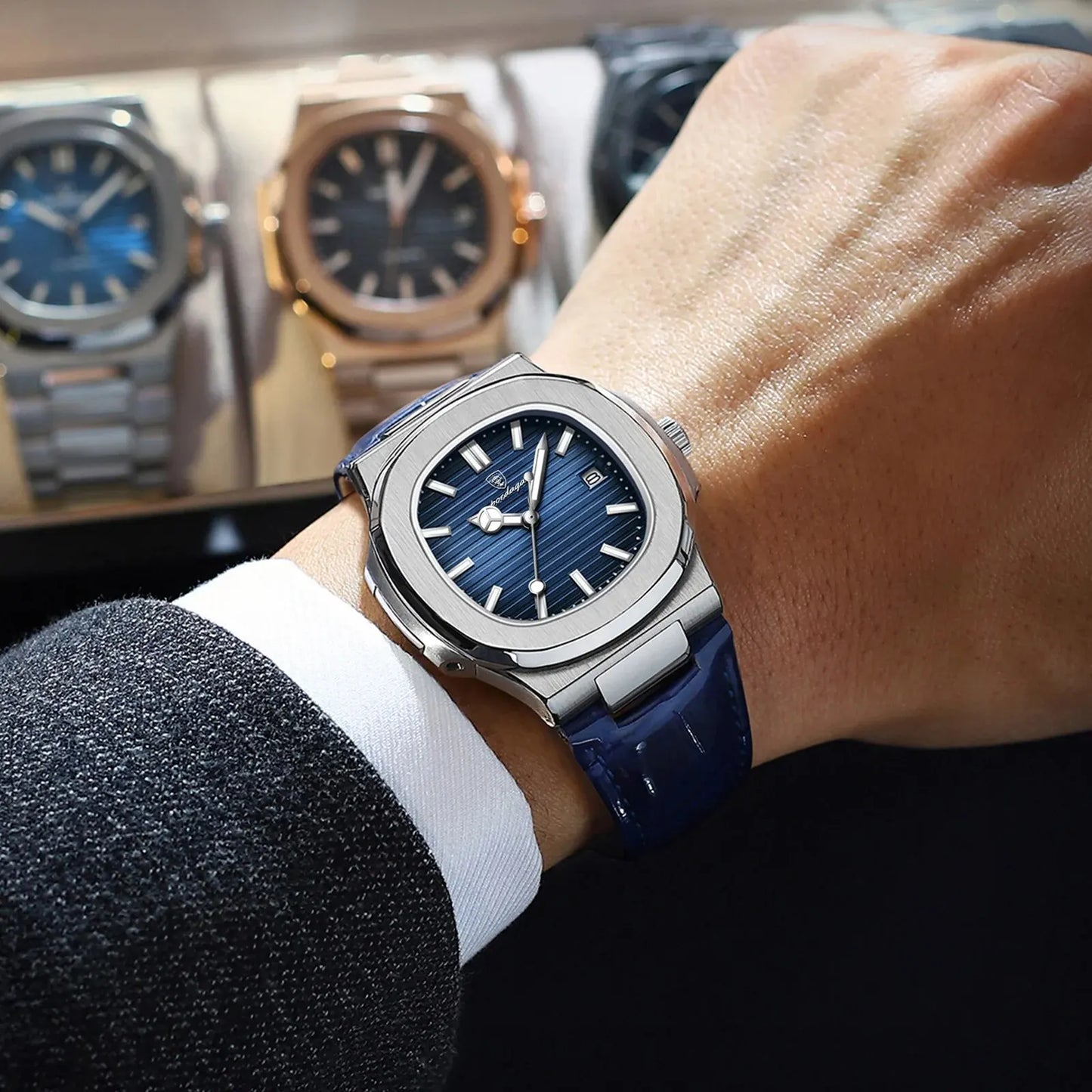 Poedagar Albers Watch Valmont